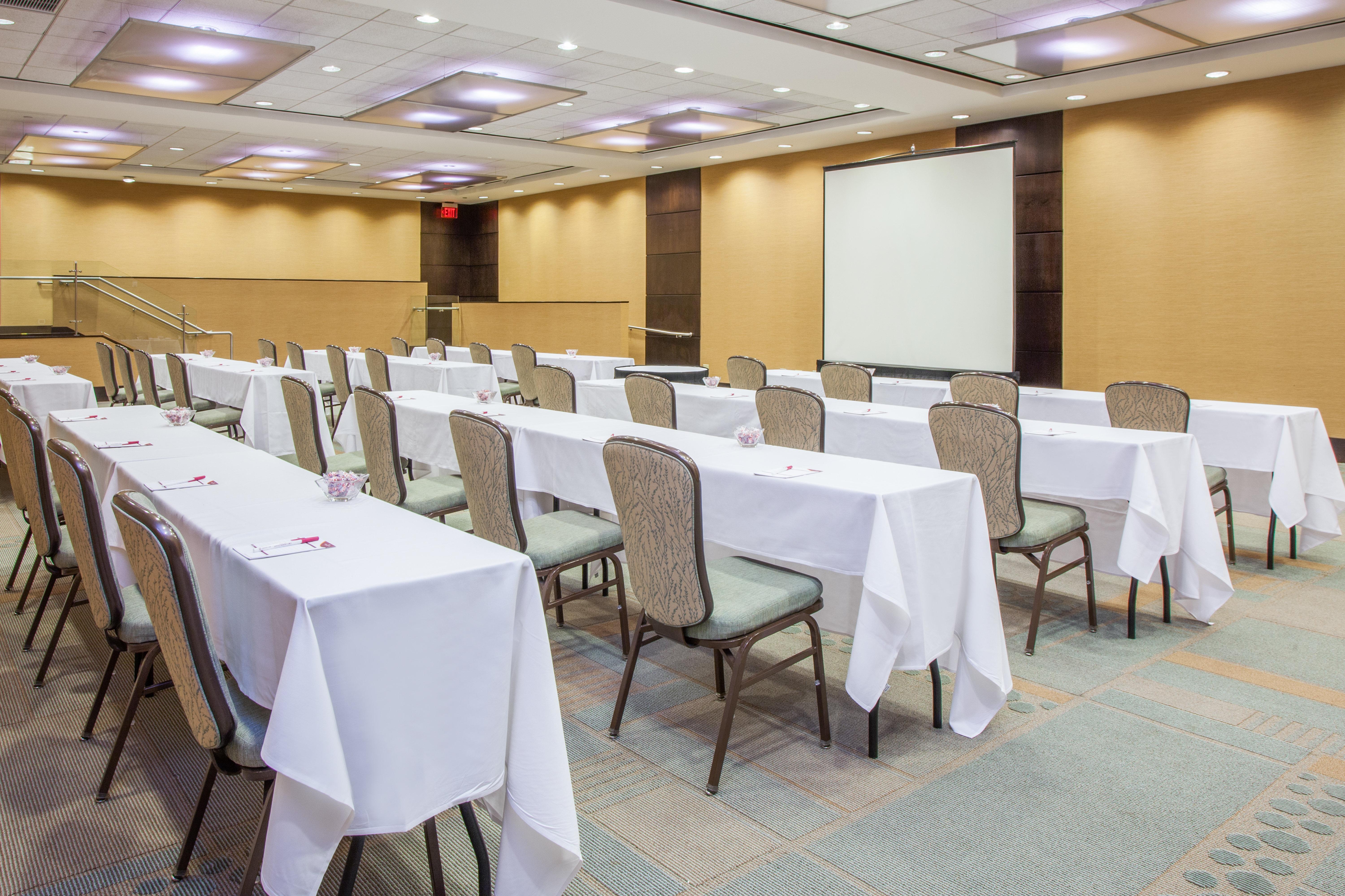 Crowne Plaza Hotel Glen Ellyn/Lombard By Ihg מראה חיצוני תמונה