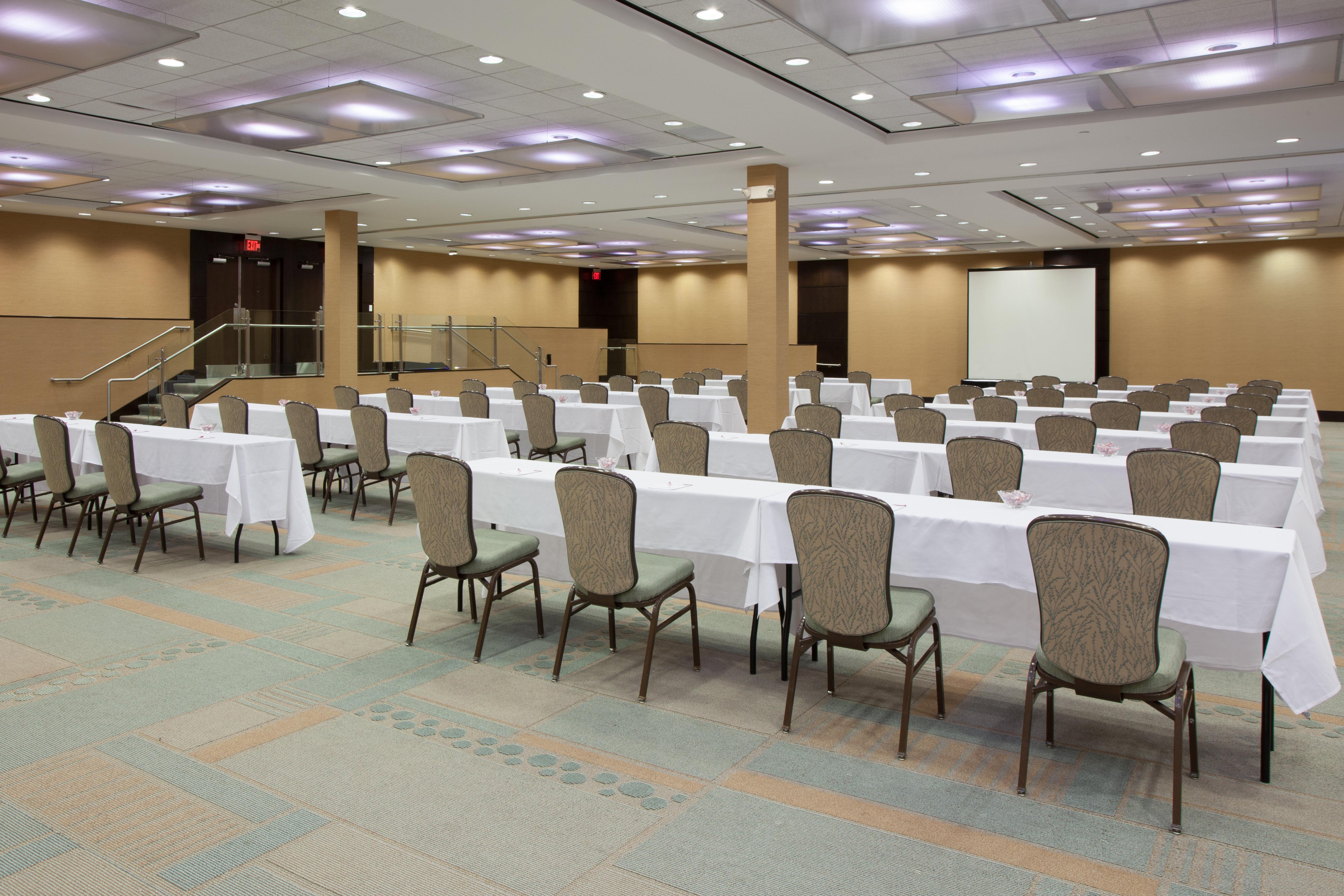 Crowne Plaza Hotel Glen Ellyn/Lombard By Ihg מראה חיצוני תמונה