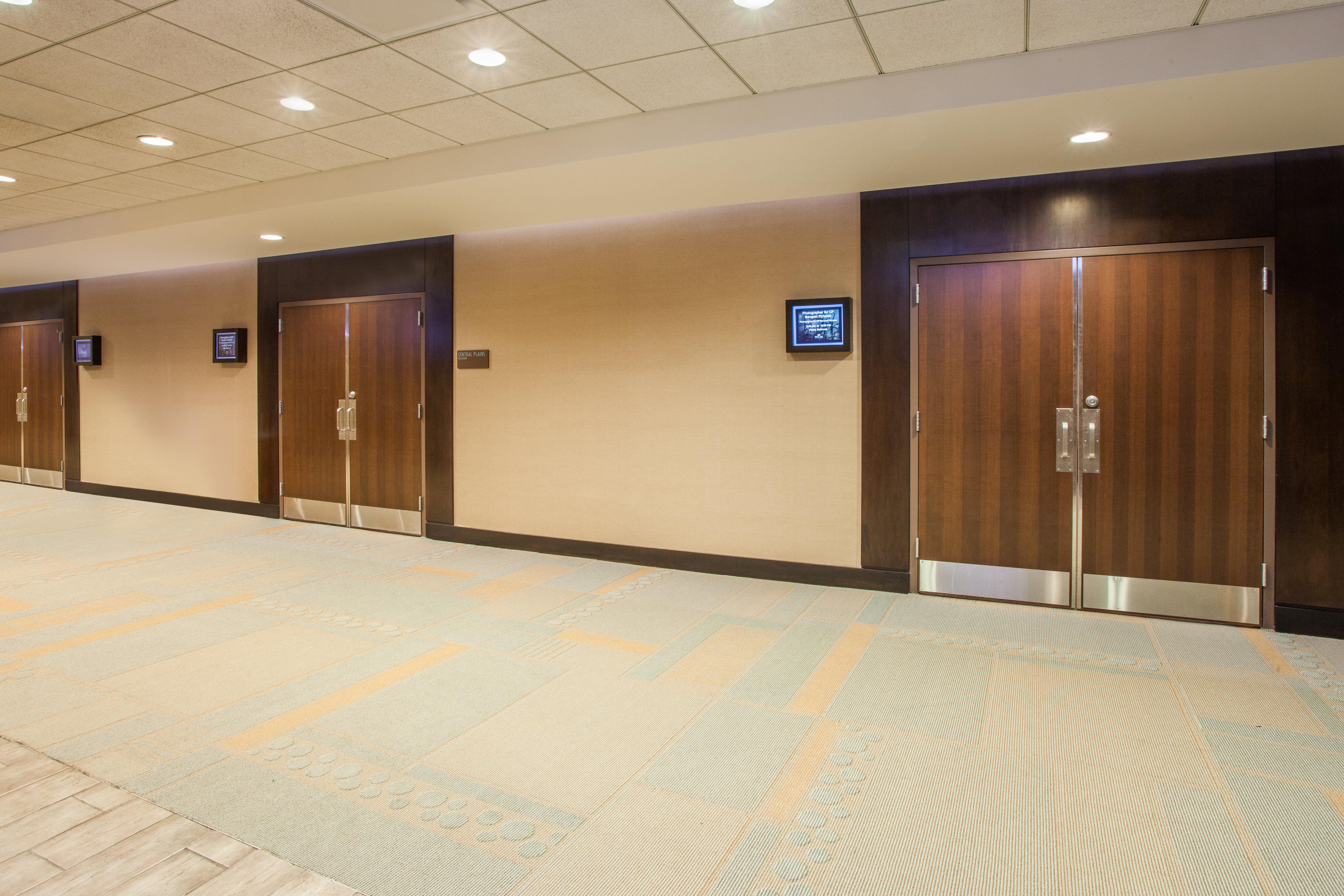 Crowne Plaza Hotel Glen Ellyn/Lombard By Ihg מראה חיצוני תמונה